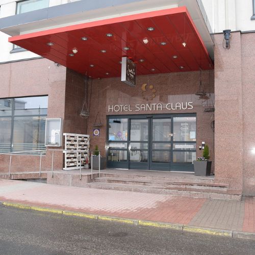 Santa's Hotel Santa Claus